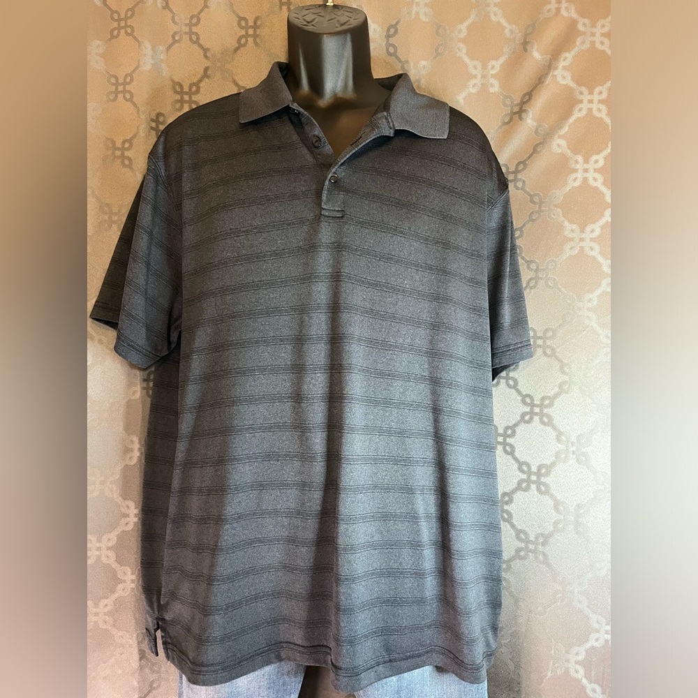 Haggar Men’s Large Gray Casual Top